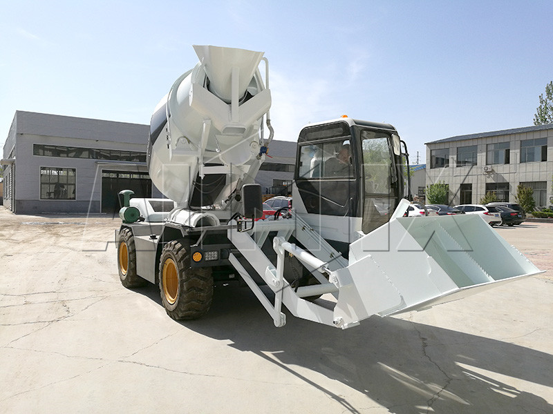 self loading mobile concrete mixer price