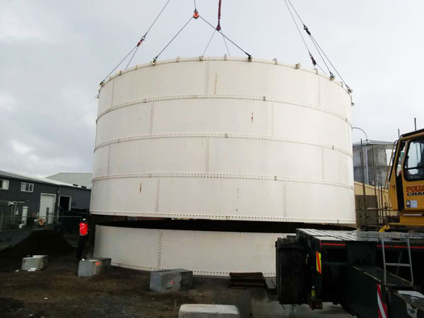 cement storage tanks